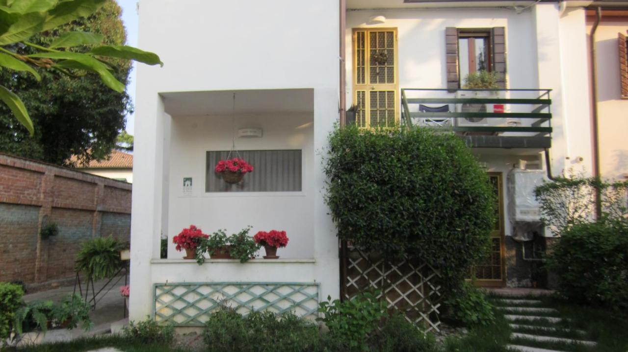 A Casa Di Dora Bed & Breakfast Treviso Exterior photo